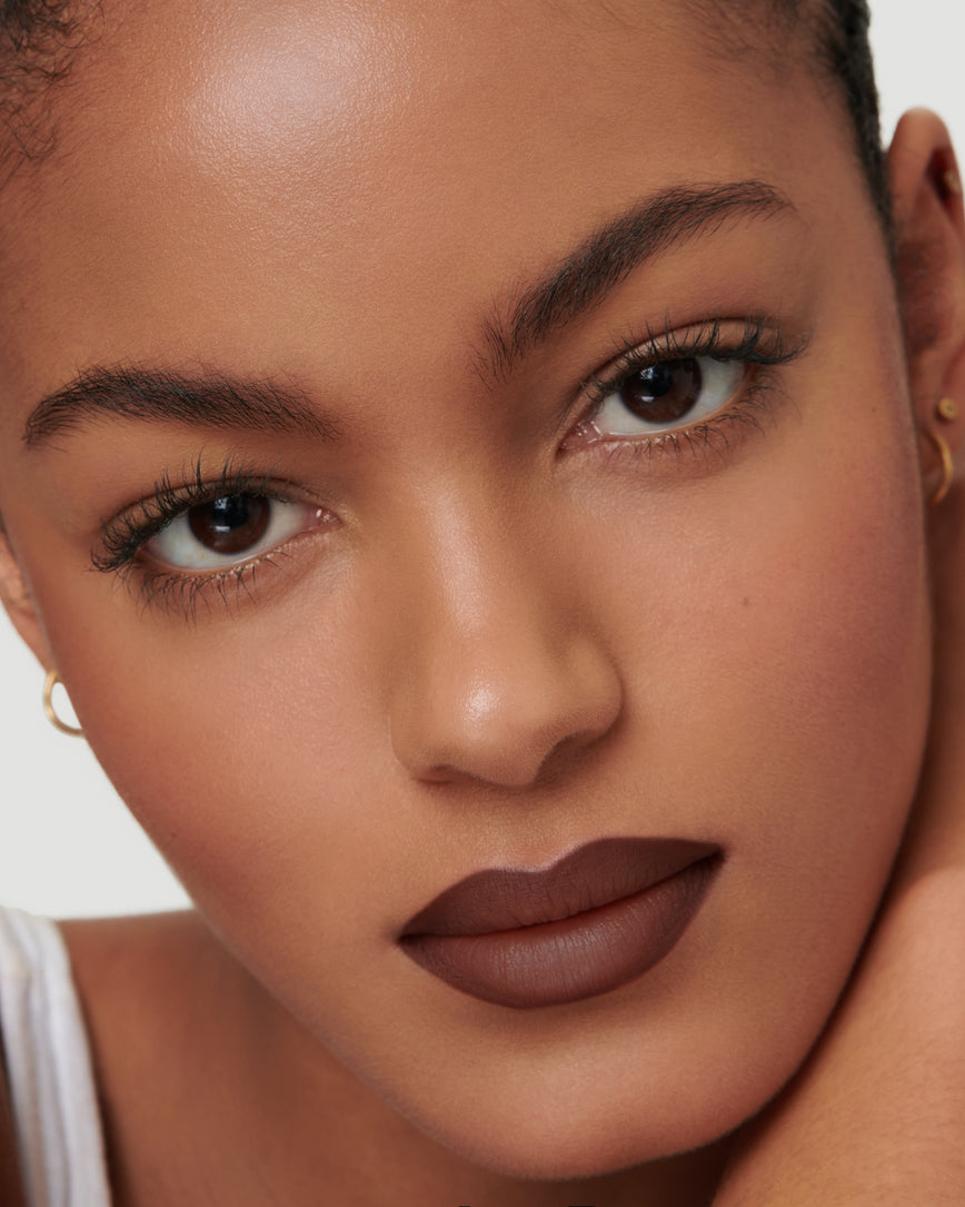 Portrait close-up of model wearing 3N Sculpt and Shade Lip Pencil 