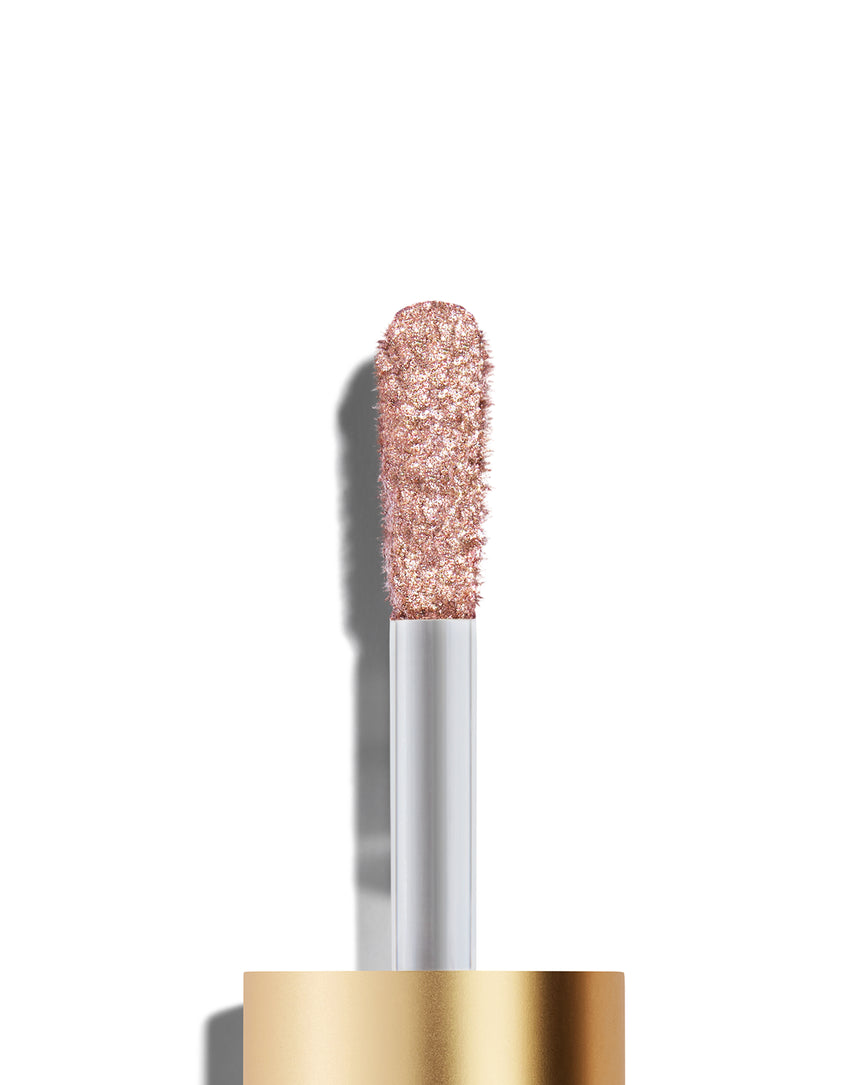 Rosalie Liquid Lurex doe foot on a white background