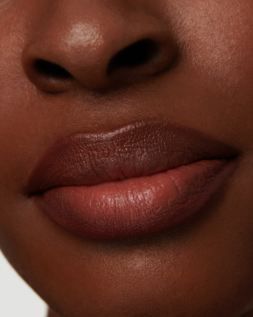 Extreme close up of model's lips, wearing the 3N Sculpt and Shade Lip Pencil